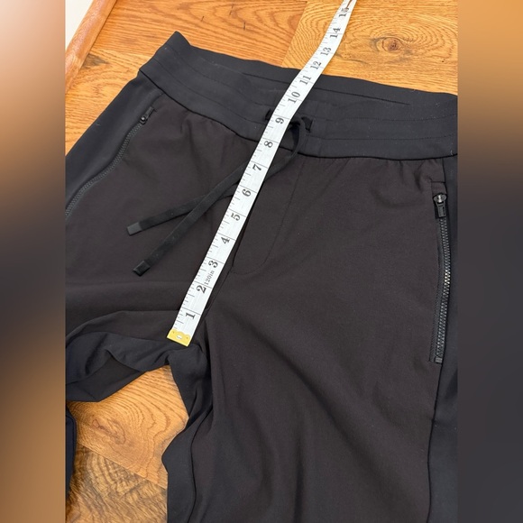 Athleta Headland Hybrid Trek Jogger size 6 - Picture 7 of 8